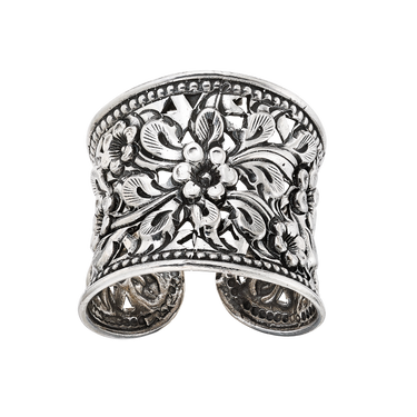 Traviata silver ring