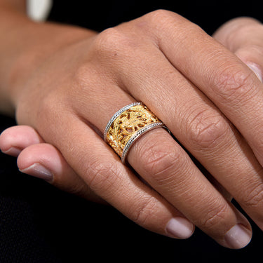 Anillo Albayzín, oro bicolor