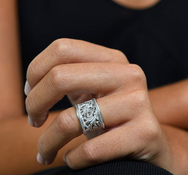 Anillo Albayzín, oro blanco