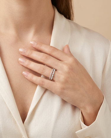 Anillo Gina, oro blanco
