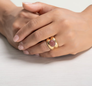 Anillo Lim cuarzo rojo, plata dorada