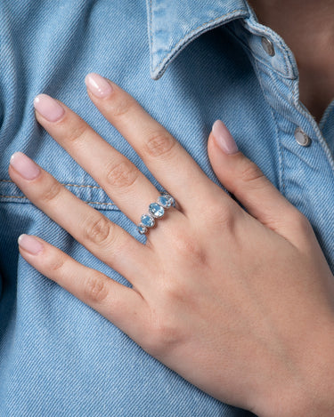 Anillo Oval topacio azul, plata