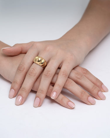Anillo Ston, plata dorada