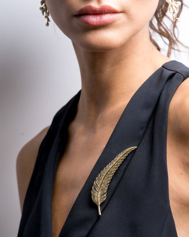 Broche Leaf marcasitas, plata dorada