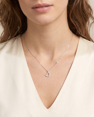 Chiara diamond pendant, white gold