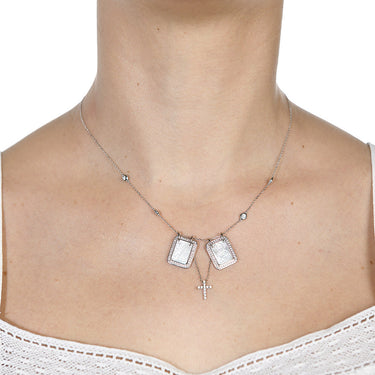 Escapulario Fe, madreperla y diamantes, oro blanco