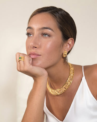 Generalife yellow gold necklace