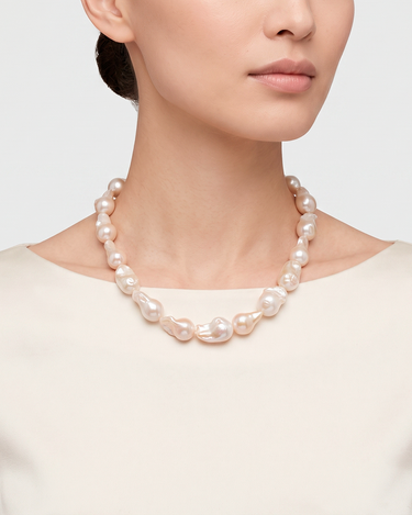 Collar Golden Nugget blanco, plata dorada