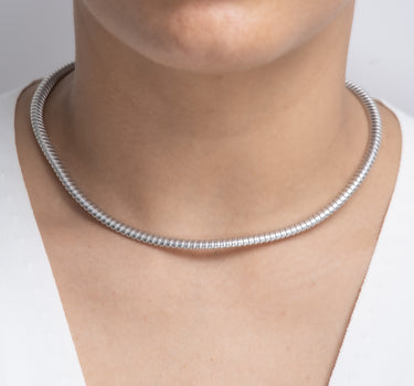Collar Met, plata