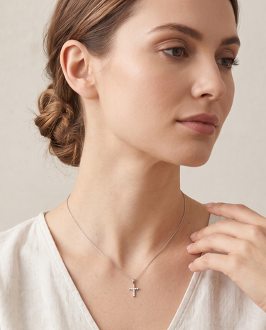 Cruz Luce white gold and diamonds