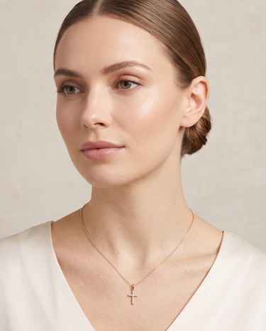 Cruz Luce gold and diamonds
