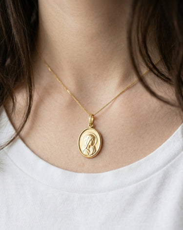 Medalla Virgen orando, oro 9K