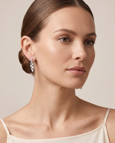 Francesaca earrings in white gold and diamonds