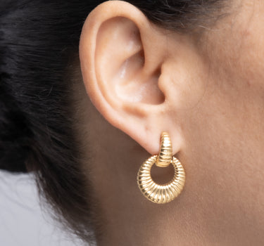 Pendientes Met mini, plata dorada