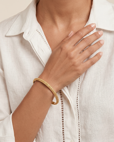 Pulsera Mencía L, plata dorada