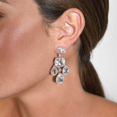 Pendientes Victoria largos oro, topacios blancos y diamantes